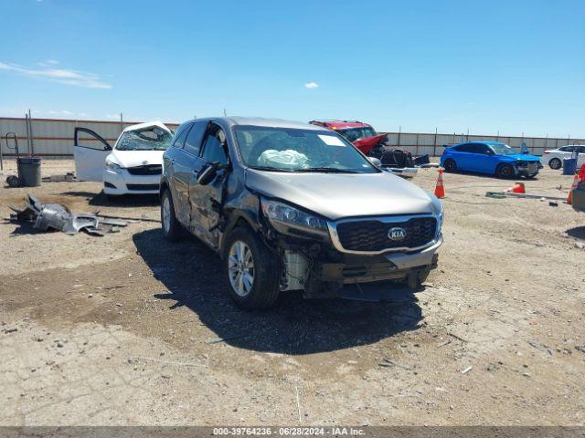  Salvage Kia Sorento