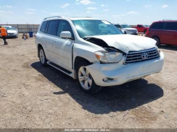  Salvage Toyota Highlander