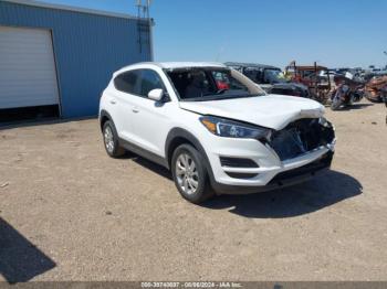  Salvage Hyundai TUCSON