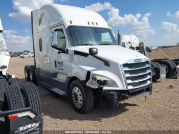  Salvage Freightliner New Cascadia 126