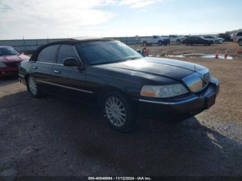  Salvage Lincoln Towncar