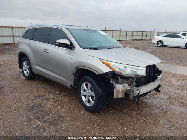  Salvage Toyota Highlander