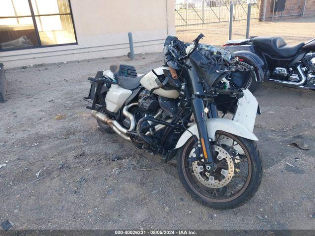  Salvage Harley-Davidson Fltrxst