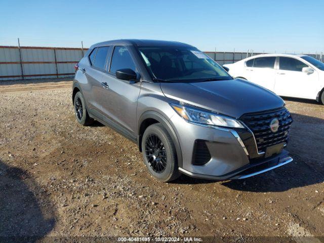  Salvage Nissan Kicks