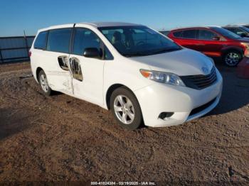  Salvage Toyota Sienna