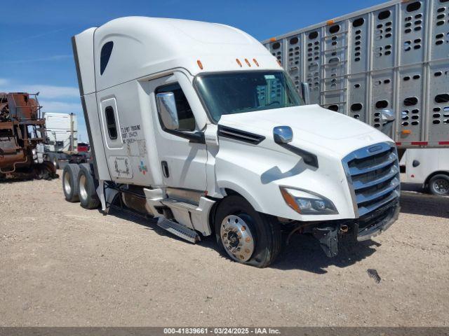  Salvage Freightliner New Cascadia 126
