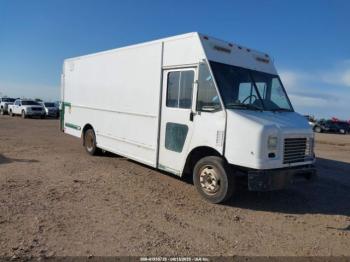  Salvage Freightliner Chassis