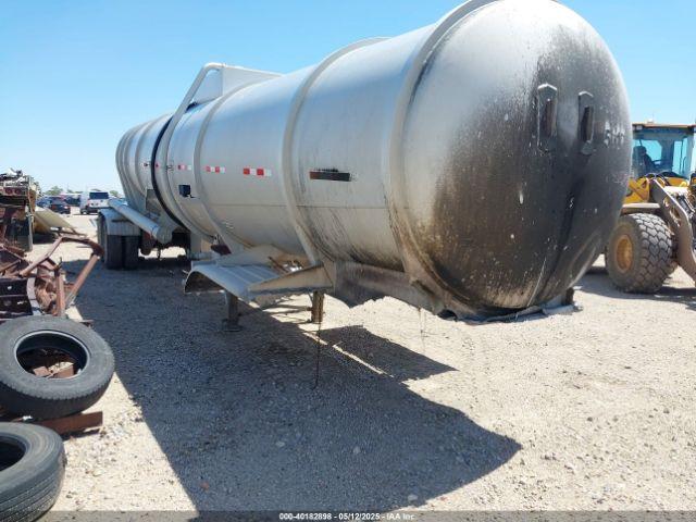  Salvage Polaris Tank Trailer