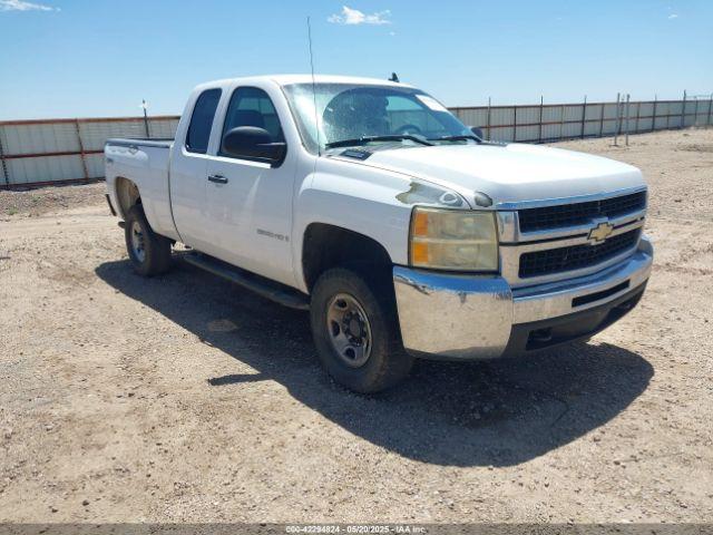  Salvage Chevrolet Silverado 2500