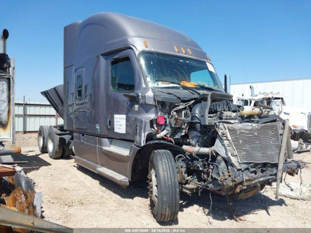 Salvage Freightliner New Cascadia 126