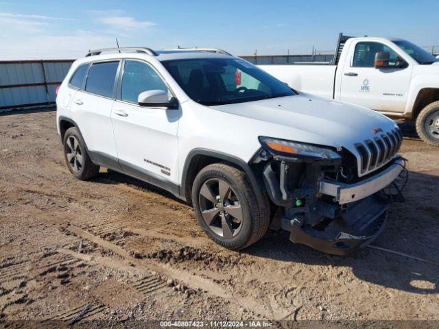  Salvage Jeep Cherokee