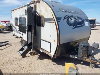  Salvage Cherokee Wolf Pup 18rjb