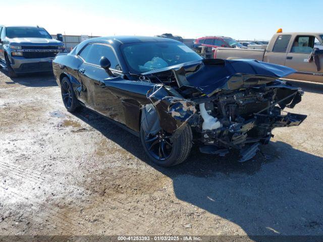  Salvage Dodge Challenger