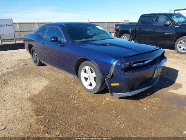  Salvage Dodge Challenger