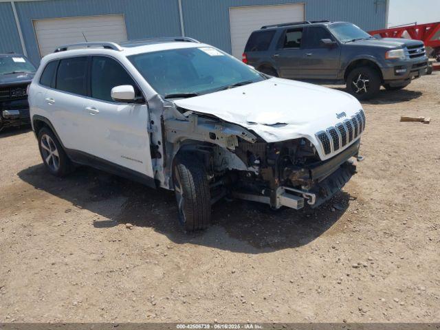  Salvage Jeep Cherokee