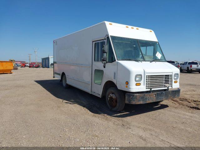  Salvage Freightliner Chassis