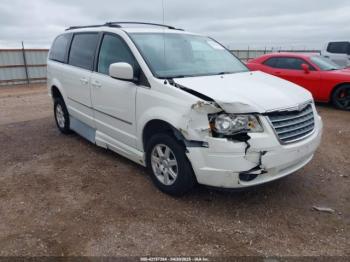  Salvage Chrysler Town & Country