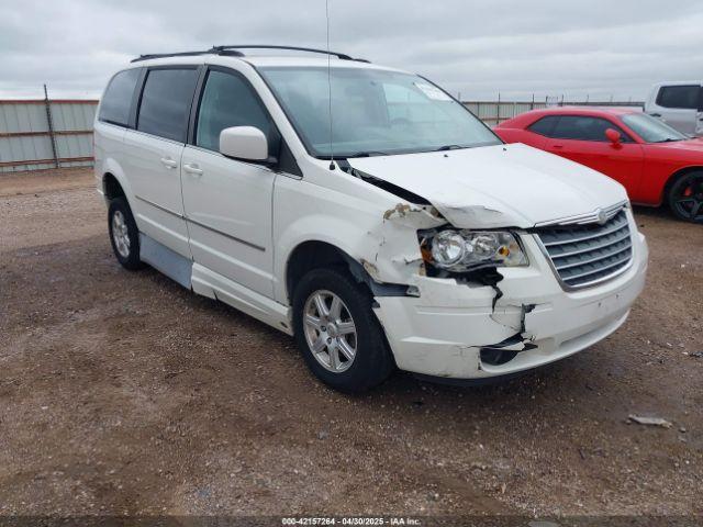 Salvage Chrysler Town & Country