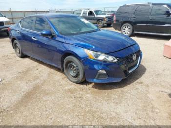 Salvage Nissan Altima