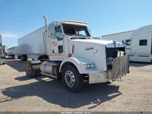  Salvage Kenworth Construction