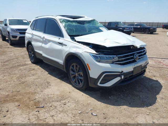  Salvage Volkswagen Tiguan
