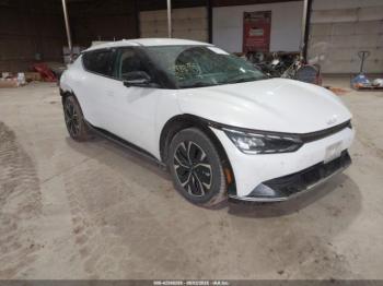  Salvage Kia EV6