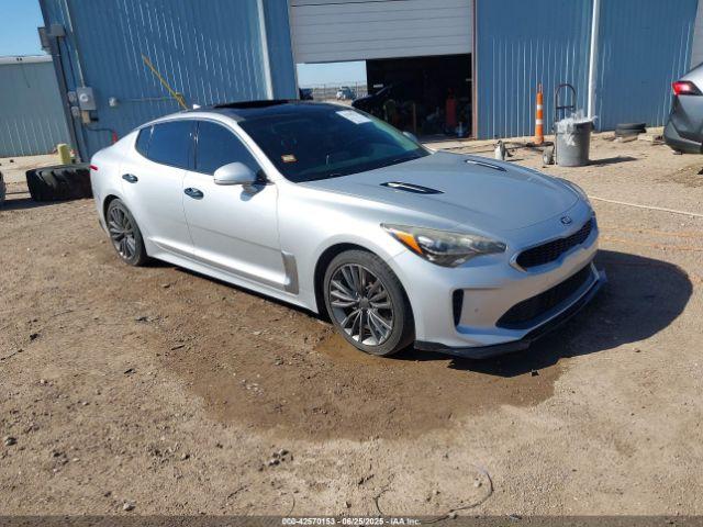  Salvage Kia Stinger