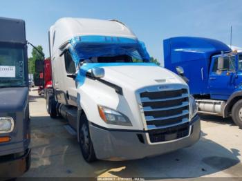  Salvage Freightliner New Cascadia 126