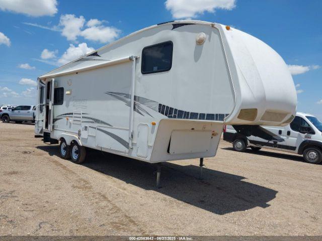  Salvage Keystone Cougar 25  5th Wheel