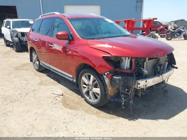  Salvage Nissan Pathfinder