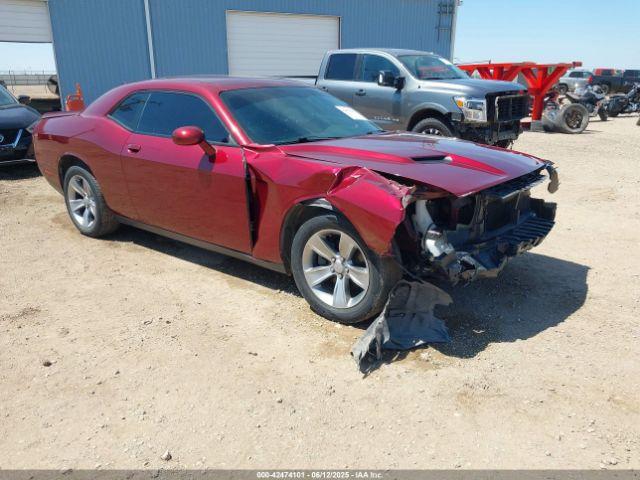  Salvage Dodge Challenger
