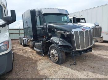  Salvage Peterbilt 579