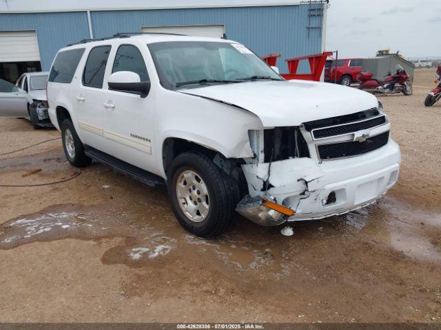  Salvage Chevrolet Suburban 1500