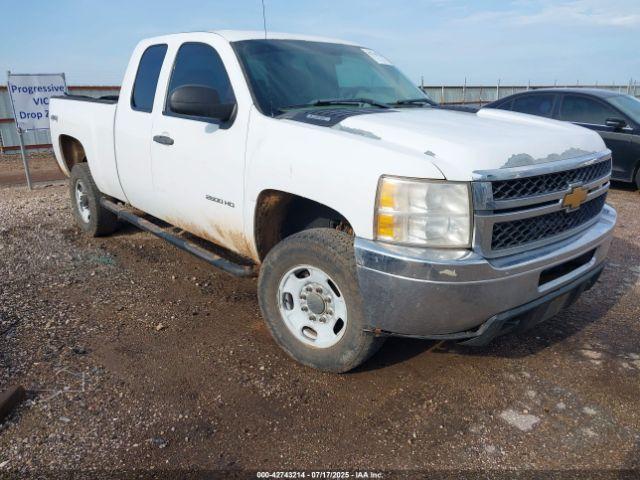  Salvage Chevrolet Silverado 2500