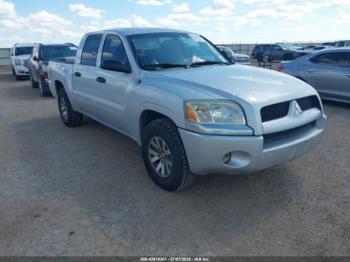  Salvage Mitsubishi Raider