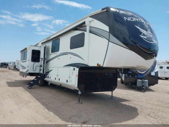  Salvage Jayco 43  5th Wheel