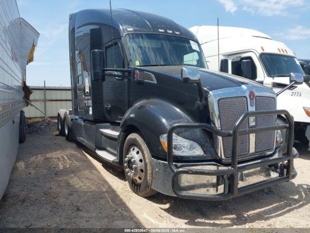  Salvage Kenworth T680