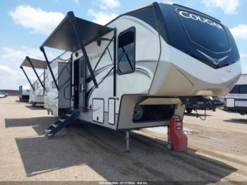  Salvage Cougar 35  5th Wheel