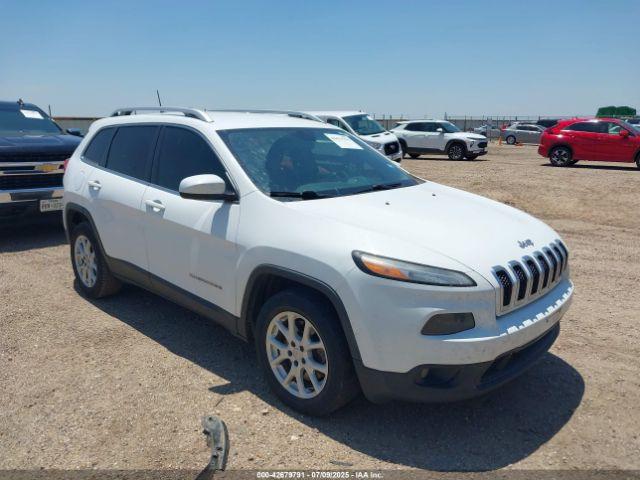  Salvage Jeep Cherokee