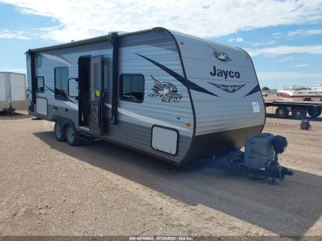  Salvage Jayco Jay Flight 27  Bumper Pul