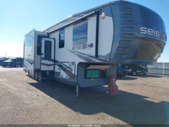  Salvage Jayco Seismic 40  5th Wheel