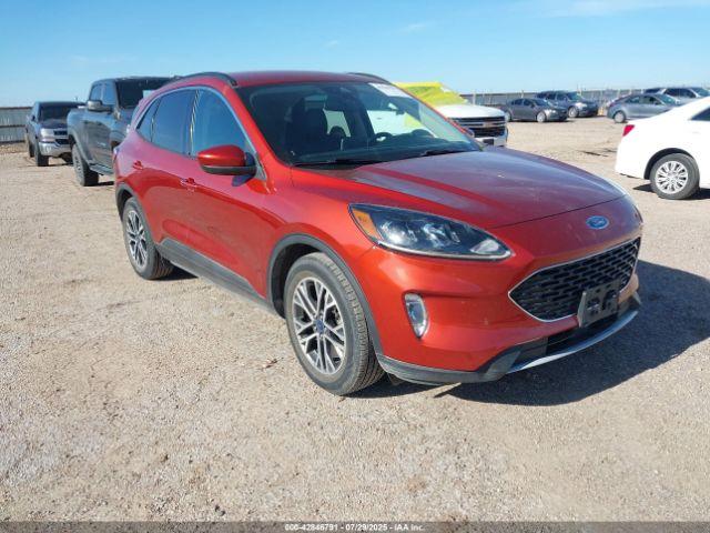 Salvage Ford Escape