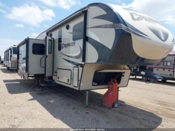  Salvage Prime Time Crusader 35  5th Wheel