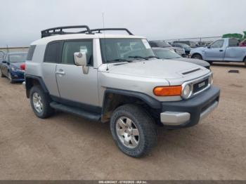  Salvage Toyota FJ Cruiser