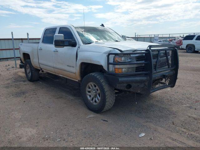  Salvage Chevrolet Silverado 2500