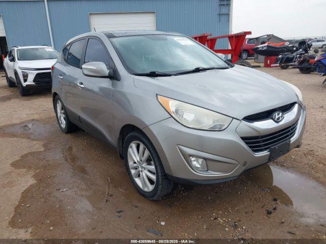  Salvage Hyundai TUCSON