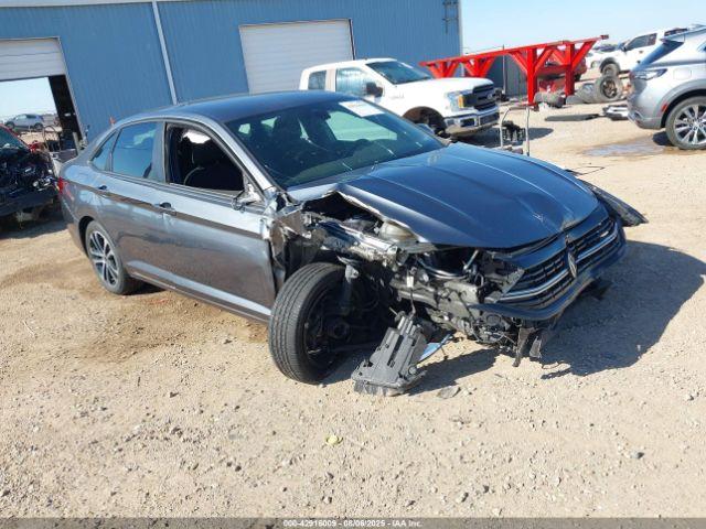  Salvage Volkswagen Jetta