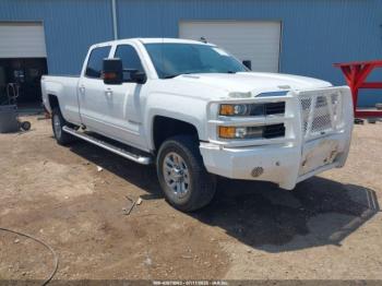  Salvage Chevrolet Silverado 2500
