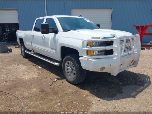  Salvage Chevrolet Silverado 2500