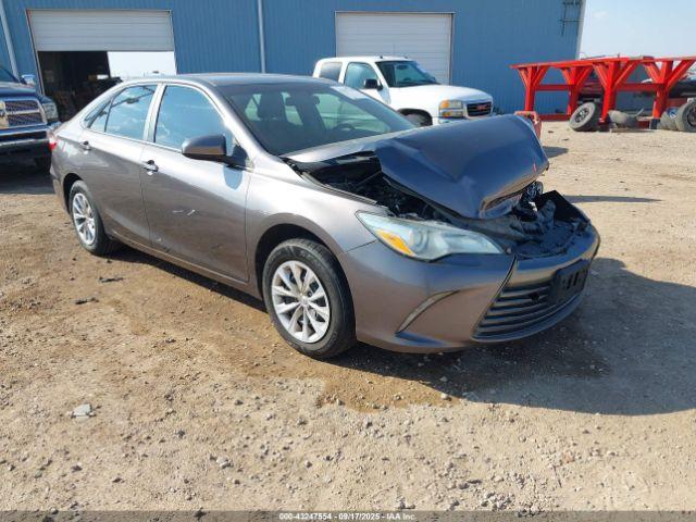  Salvage Toyota Camry